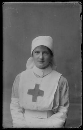 [Red Cross Nurse]