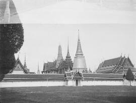 [View of Wat Phra Kaew]