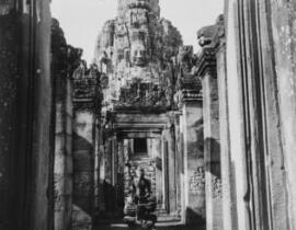 [Passageway, Angkor Wat]