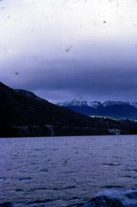 [Mountains viewed from a lake, Los Alerces]