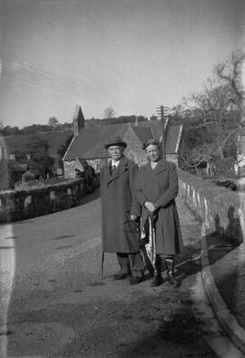 [David Lloyd George and Countess Lloyd George on the bridge at Llanystumdwy]