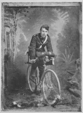 [Cyclist, Welsh Regiment]