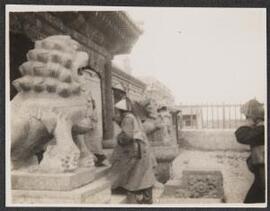 [The entrance to Prince Teh Wang's Palace]
