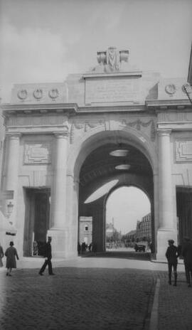 [Menin Gate, Ypres]