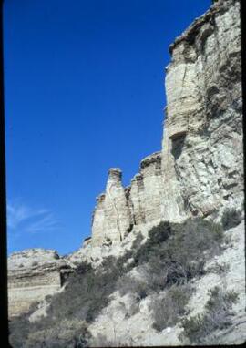 [Limestone cliffs and towers, Lle Cul]