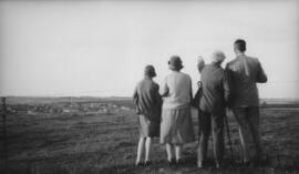 [Lloyd George family examining a WW1 battlefield]